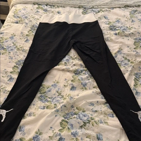 Victoria’s Secret pink sequin dog leggings - Picture 5 of 5